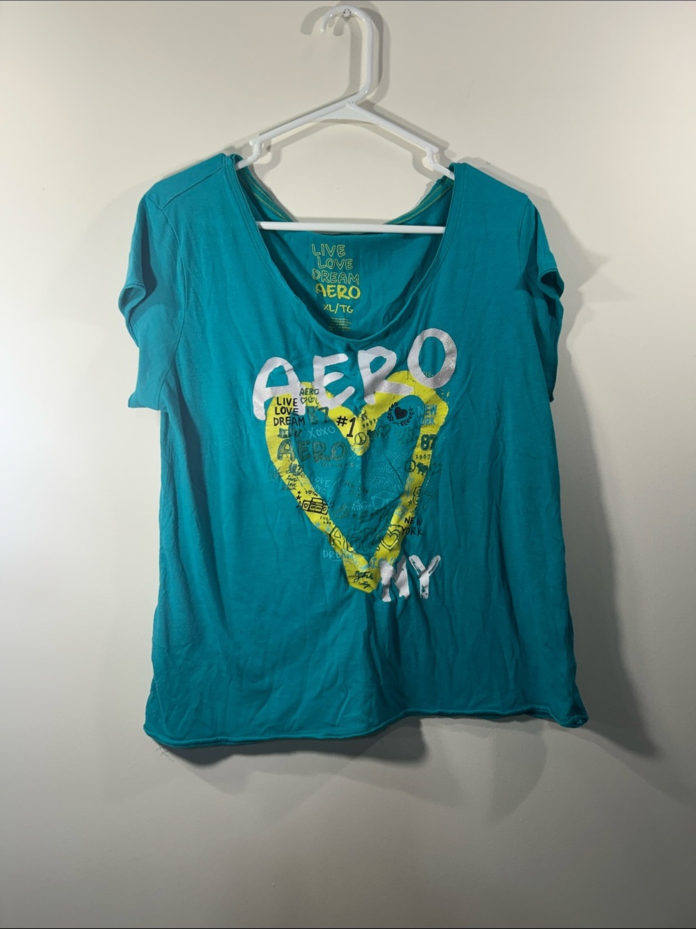 Aeropostale Teal Short Sleeve Graphic Tee with Yellow Heart